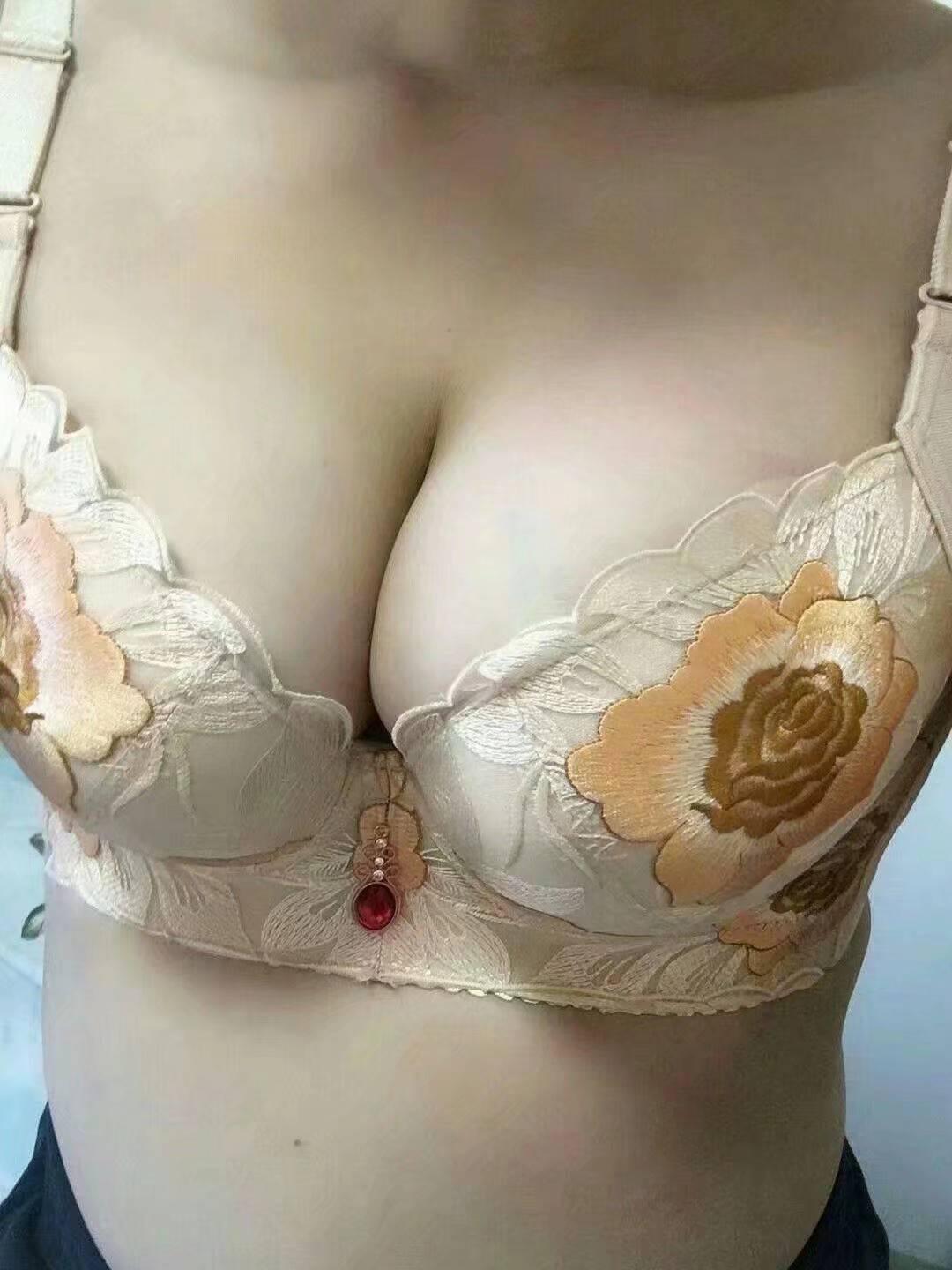 北京朝阳的极品外围模特，漂亮致极！