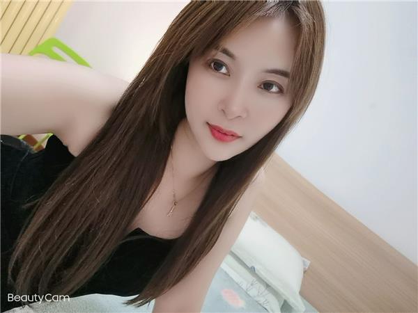 初次下水的颜控轻熟女神，气质勾人会玩风Sao